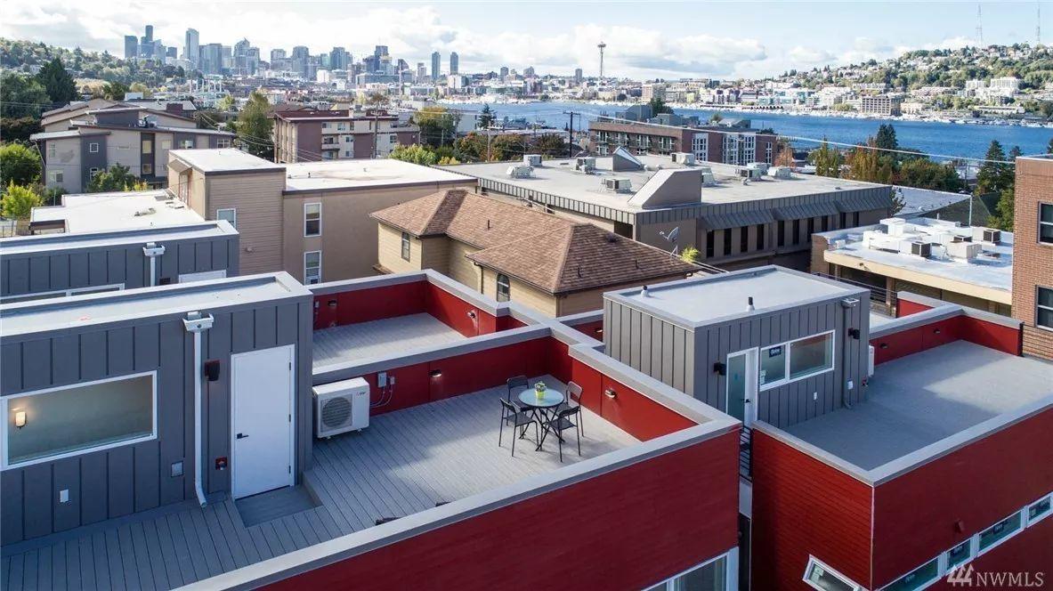 【每周房产】市区无敌风景联排别墅，Airbnb预计$300/天！