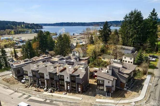 【新盘】Kenmore 新房项目 Vista Lago ，17户好位置联排别墅！
